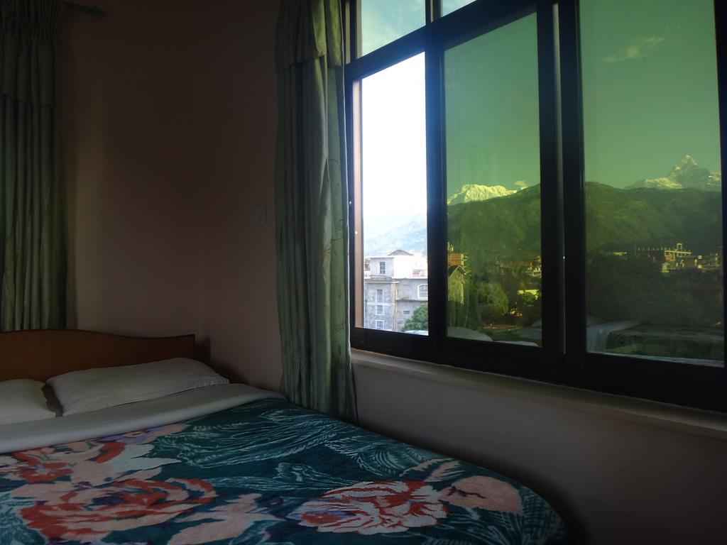 Hotel Diplomat Pokhara Exterior photo