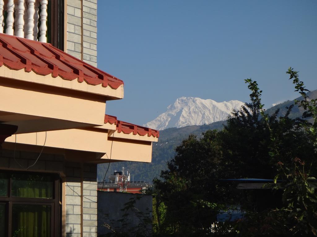 Hotel Diplomat Pokhara Exterior photo