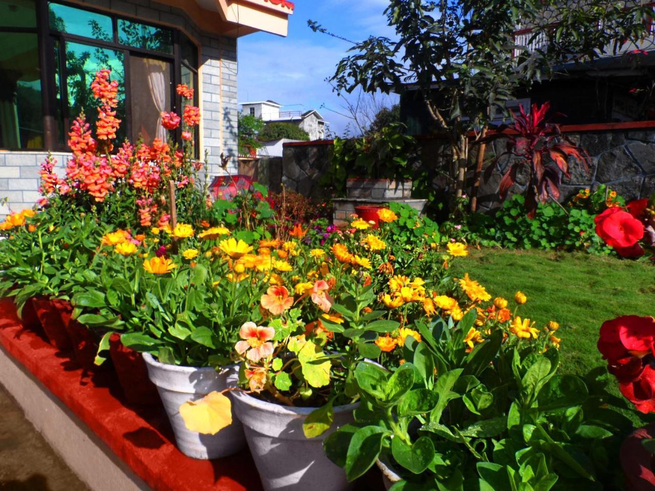 Hotel Diplomat Pokhara Exterior photo